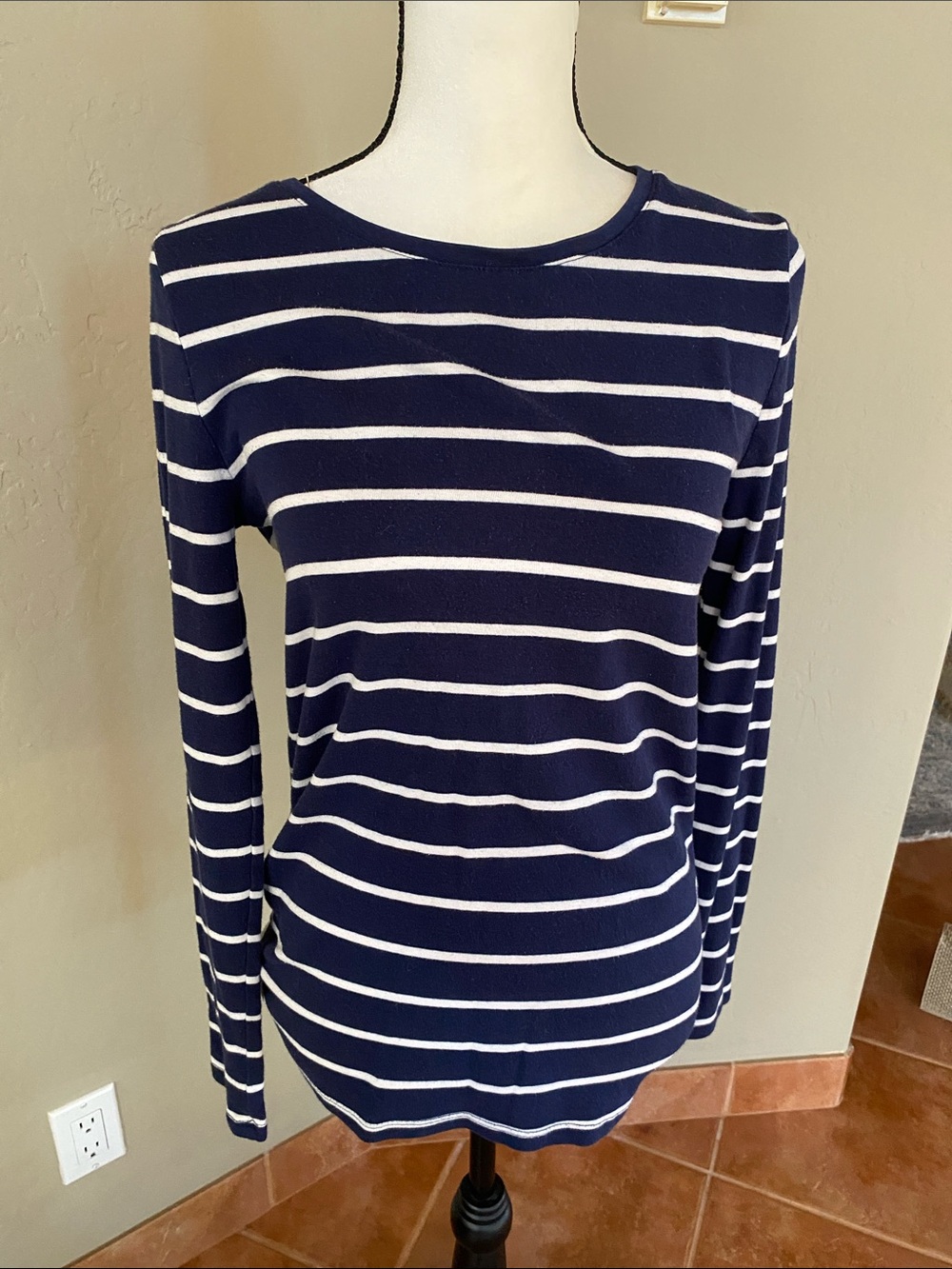 Striped Long-Sleeve Navy and White Women's Top